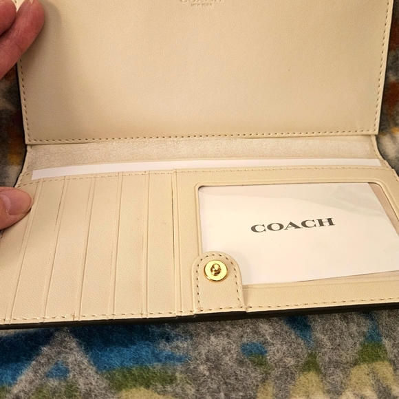 Authentic Coach Wallet - Picture 10 of 10